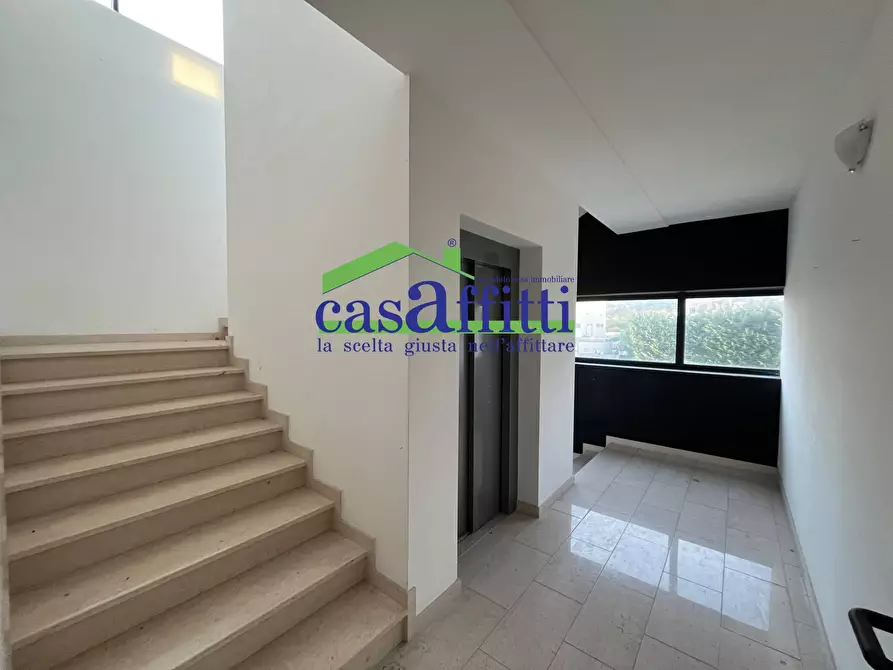 Immagine 26 di Capannone industriale in affitto  in Via Treviso a Chieti