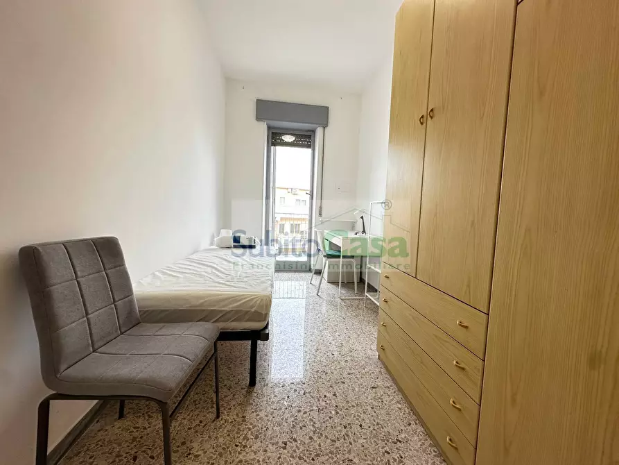 Immagine 23 di Camera in affitto  in Via Ortona a Chieti