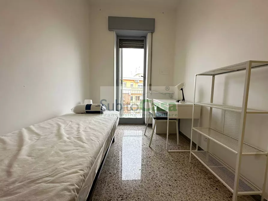 Immagine 24 di Camera in affitto  in Via Ortona a Chieti