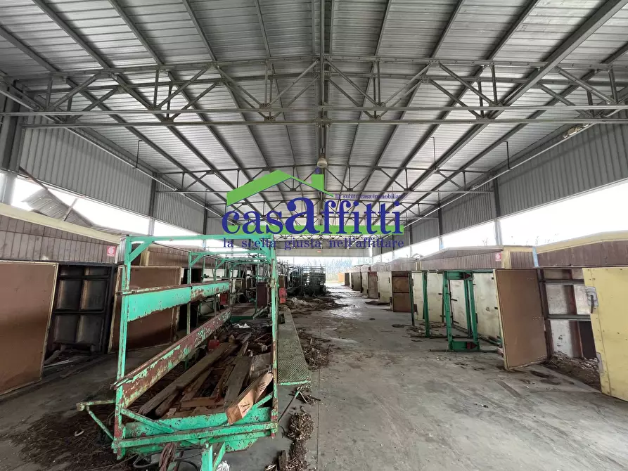 Immagine 25 di Capannone industriale in vendita  in Strada Provinciale 20 a Rosciano