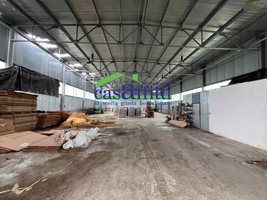 Immagine 20 di Capannone industriale in vendita  in Strada Provinciale 20 a Rosciano