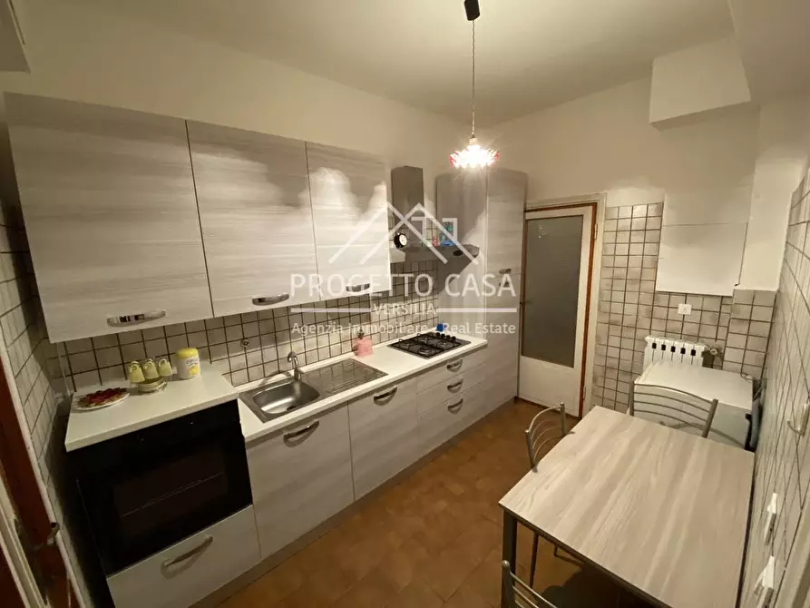 Immagine 2 di Appartamento in affitto  in Via Margherita Hack a Camaiore