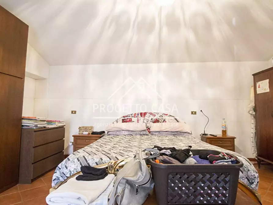 Immagine 25 di Rustico / casale in vendita  in via del Magnano a Pietrasanta