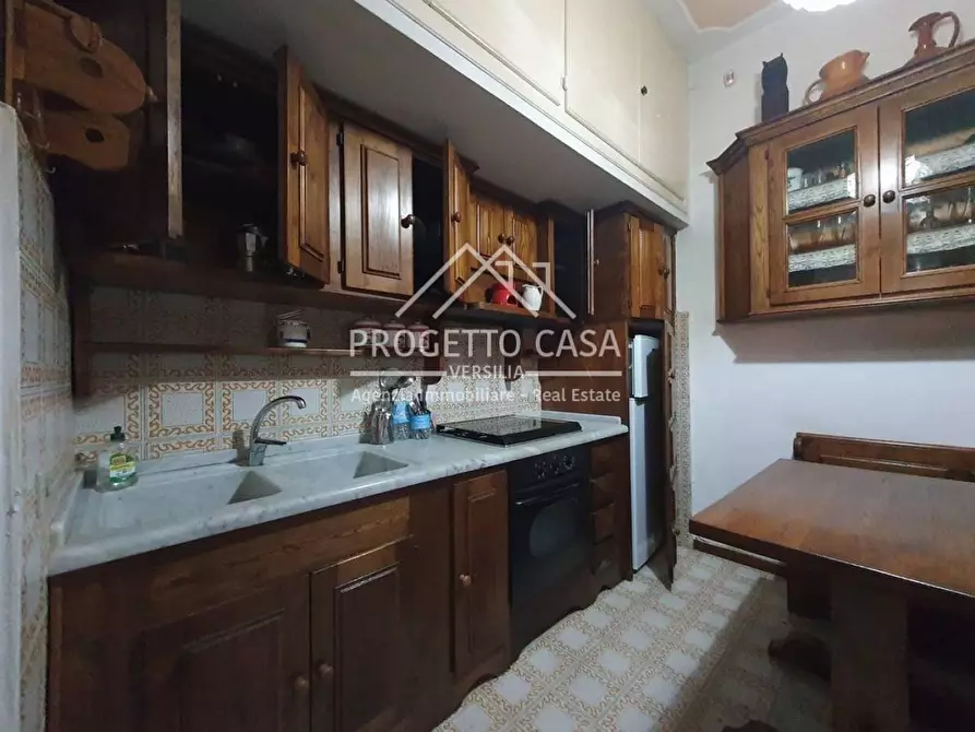 Immagine 7 di Casa indipendente in vendita  in VIA ADONE DEL CIMA a Viareggio