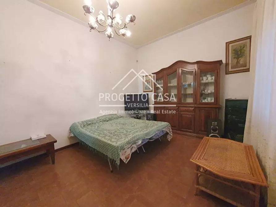 Immagine 10 di Casa indipendente in vendita  in VIA ADONE DEL CIMA a Viareggio