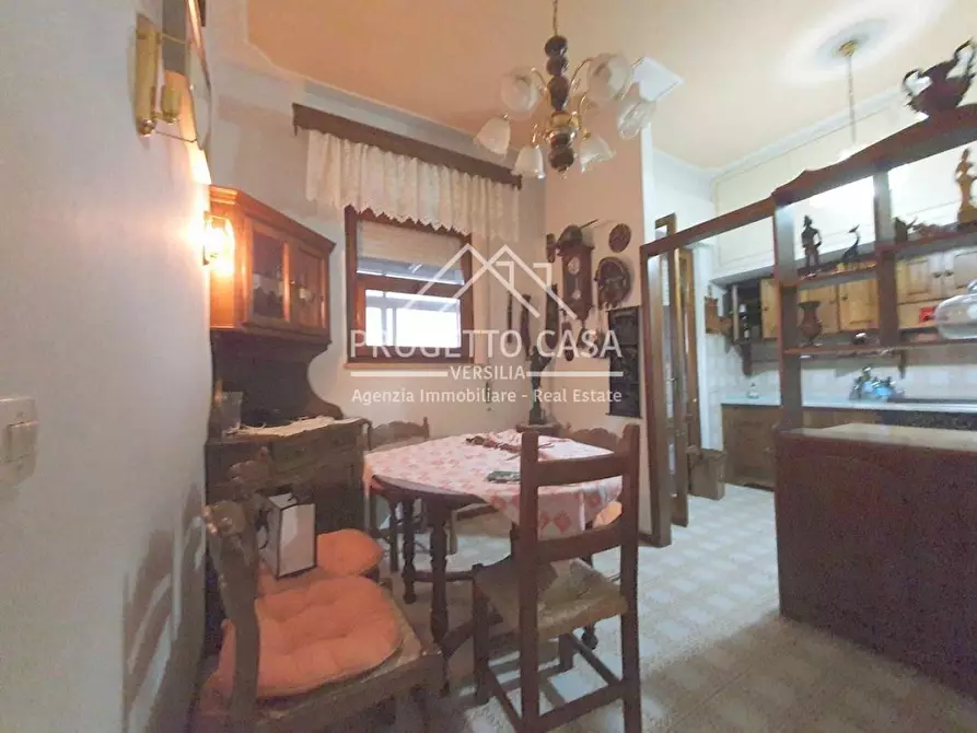 Immagine 15 di Casa indipendente in vendita  in VIA ADONE DEL CIMA a Viareggio