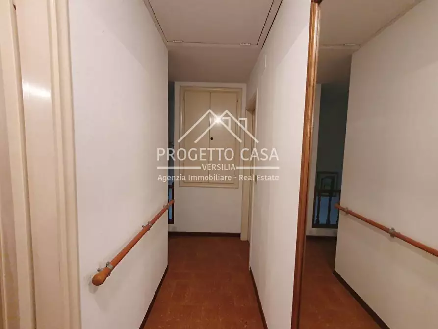 Immagine 19 di Casa indipendente in vendita  in VIA ADONE DEL CIMA a Viareggio