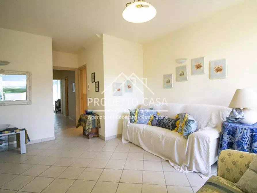 Immagine 4 di Casa indipendente in vendita  in via chini a Camaiore