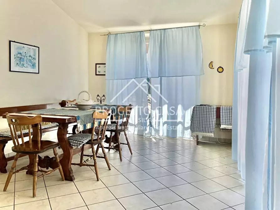 Immagine 10 di Casa indipendente in vendita  in via chini a Camaiore