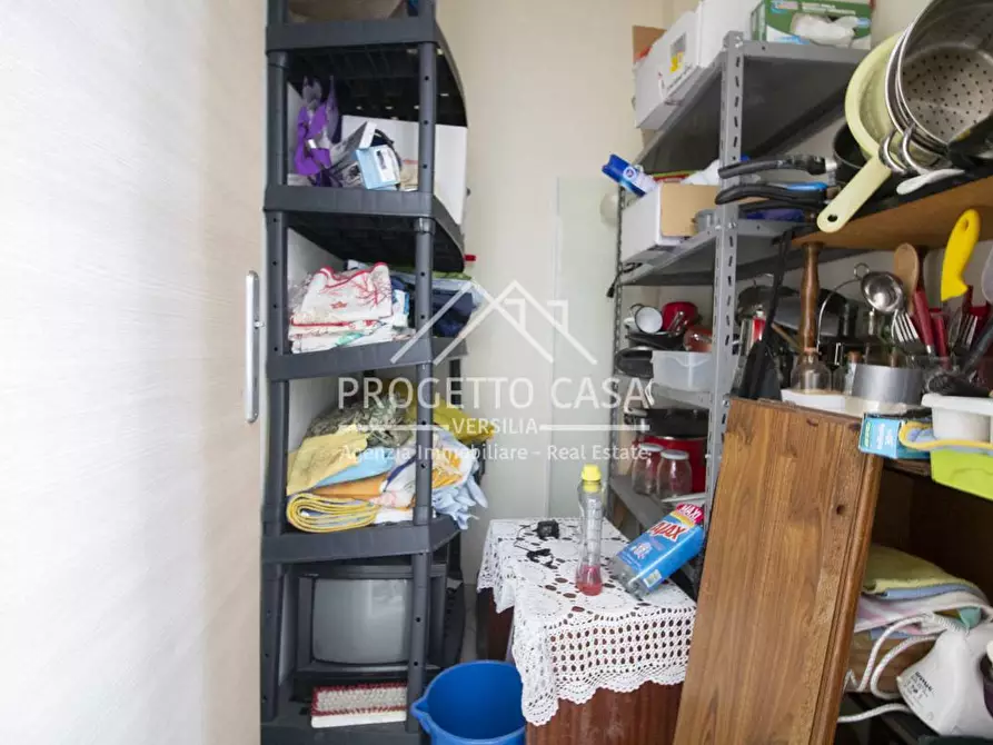 Immagine 16 di Casa indipendente in vendita  in via chini a Camaiore