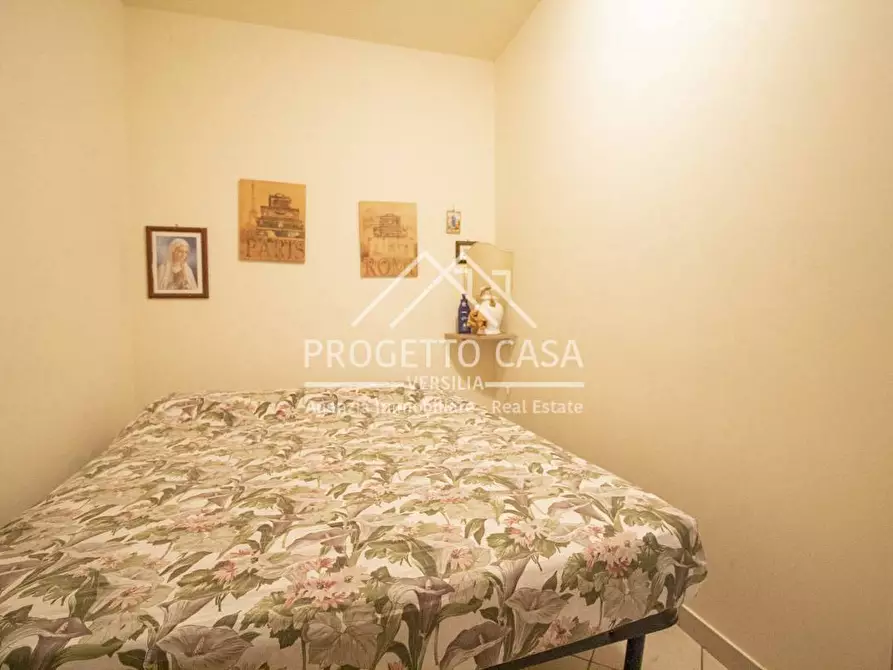 Immagine 18 di Casa indipendente in vendita  in via chini a Camaiore