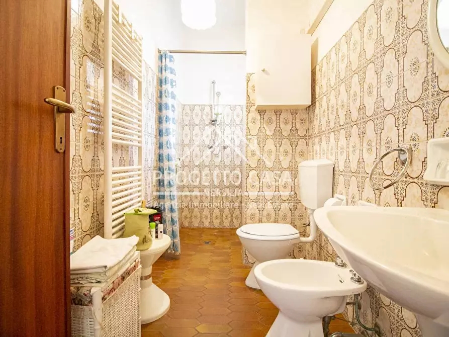 Immagine 18 di Appartamento in affitto  in VIA DELLE GINESTRE a Camaiore