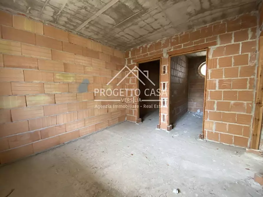 Immagine 22 di Appartamento in vendita  in VIA GENOVA a Viareggio