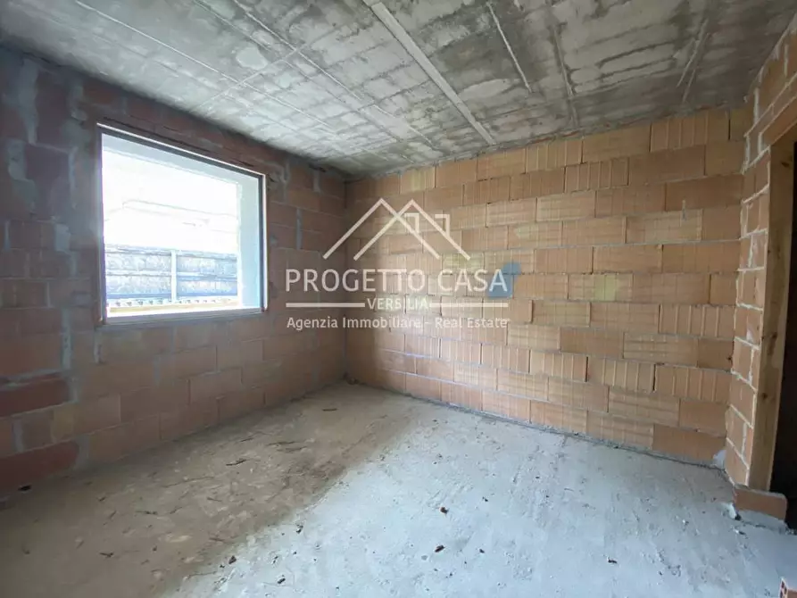 Immagine 23 di Appartamento in vendita  in VIA GENOVA a Viareggio