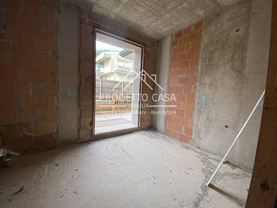 Immagine 24 di Appartamento in vendita  in VIA GENOVA a Viareggio