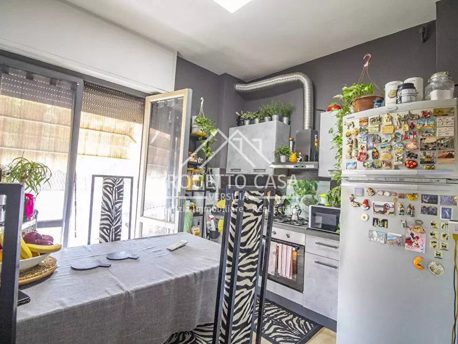 Immagine 7 di Appartamento in vendita  in via della mimosa a Viareggio