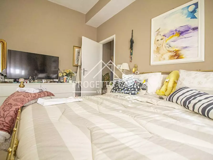 Immagine 30 di Appartamento in vendita  in via della mimosa a Viareggio