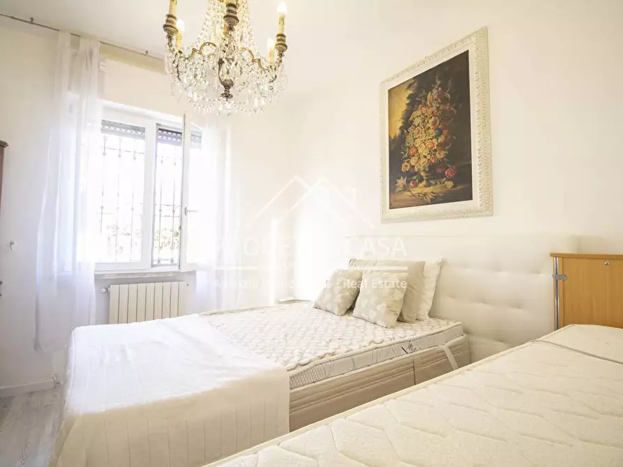 Immagine 22 di Appartamento in vendita  in VIA SAN MARTINO TORRE DEL LAGO a Viareggio