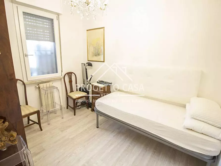 Immagine 28 di Appartamento in vendita  in VIA SAN MARTINO TORRE DEL LAGO a Viareggio