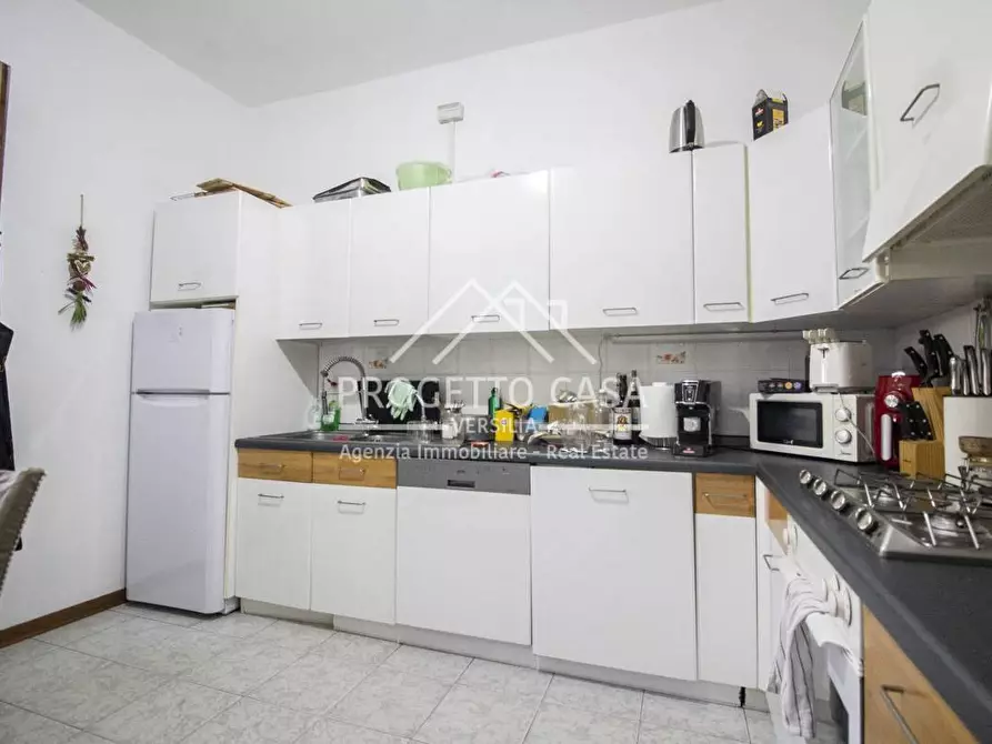 Immagine 7 di Casa indipendente in vendita  in via chini a Camaiore