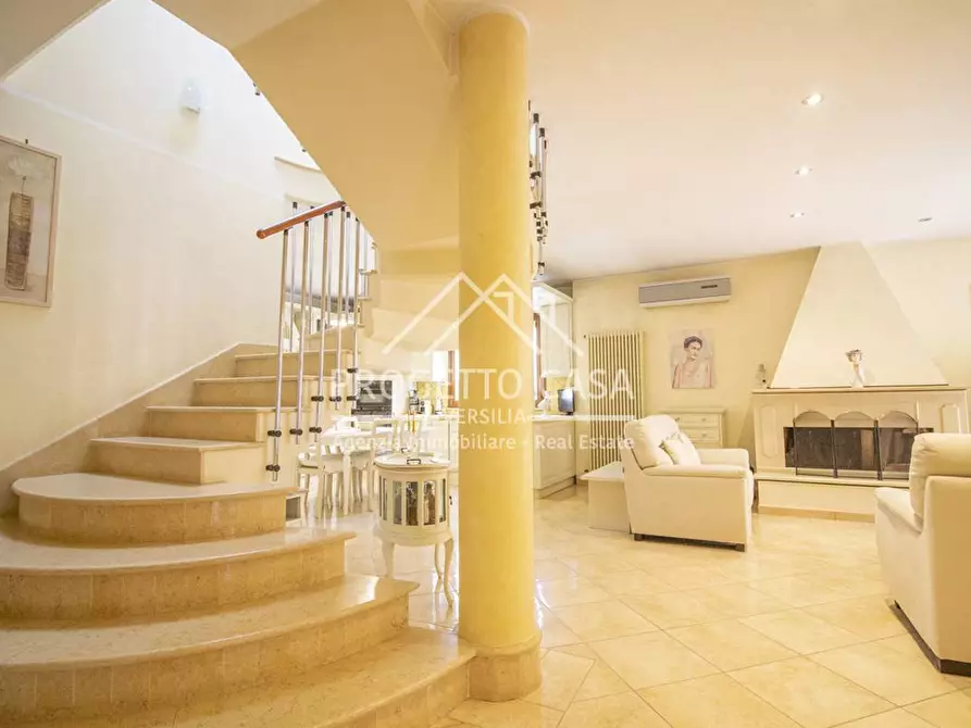 Immagine 3 di Casa indipendente in vendita  in VIA TABARRO a Viareggio