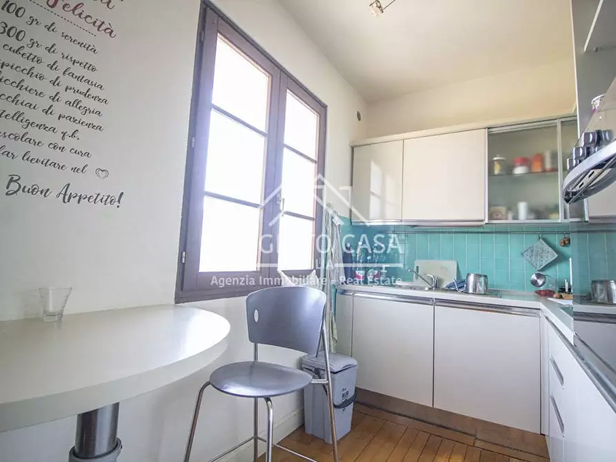 Immagine 9 di Appartamento in vendita  in VIA pitagora a Camaiore