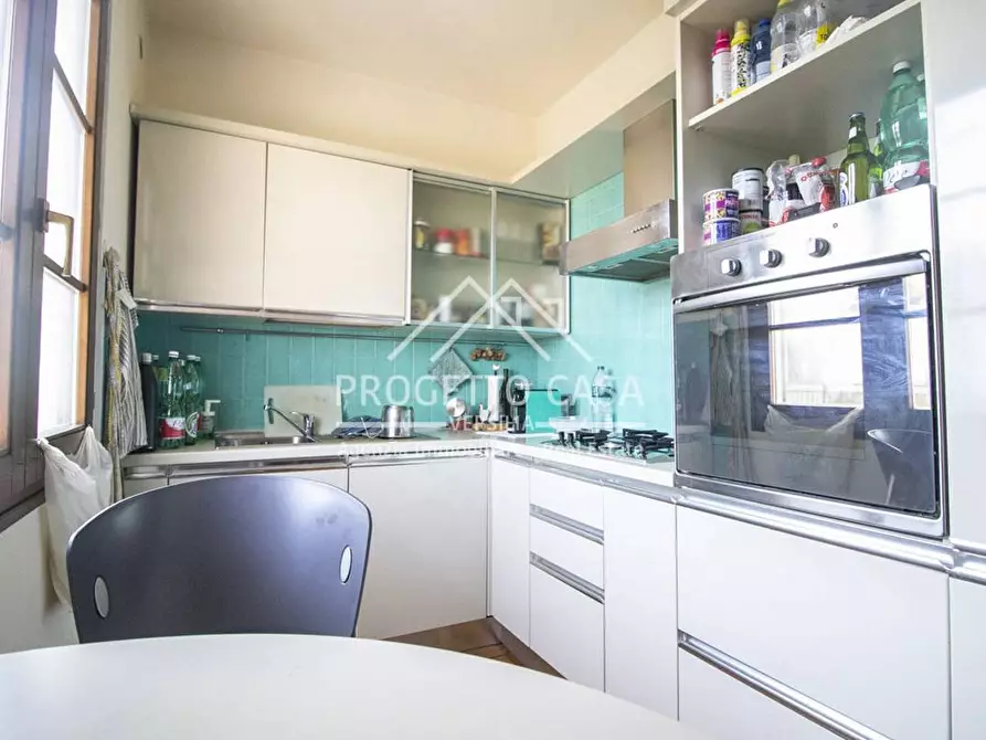 Immagine 10 di Appartamento in vendita  in VIA pitagora a Camaiore