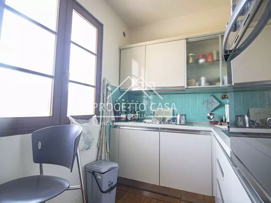 Immagine 11 di Appartamento in vendita  in VIA pitagora a Camaiore