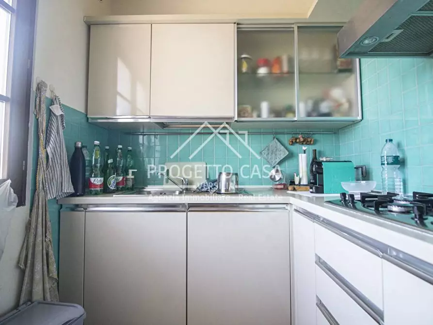 Immagine 13 di Appartamento in vendita  in VIA pitagora a Camaiore