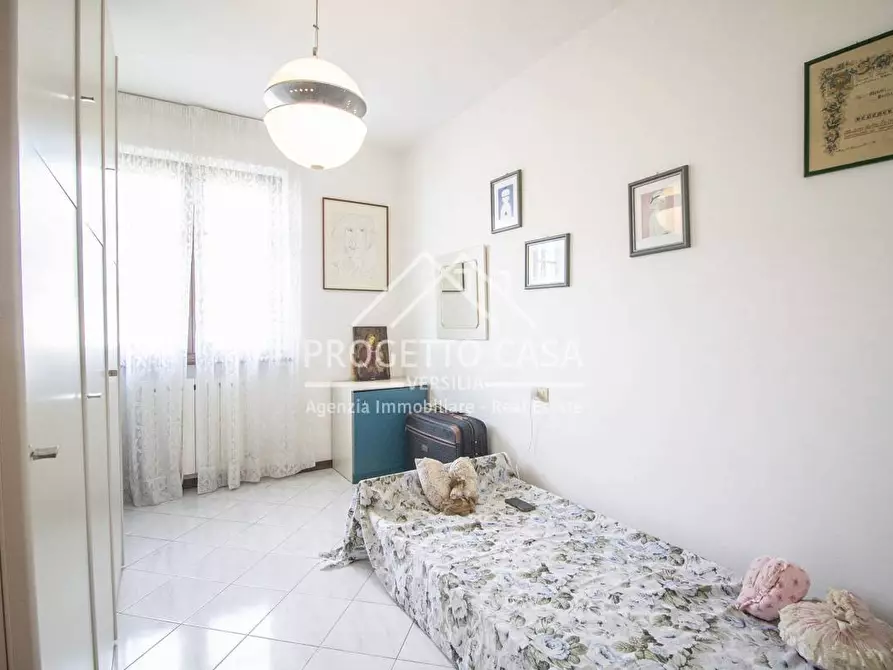 Immagine 27 di Appartamento in vendita  in VIA EUCLIDE a Camaiore