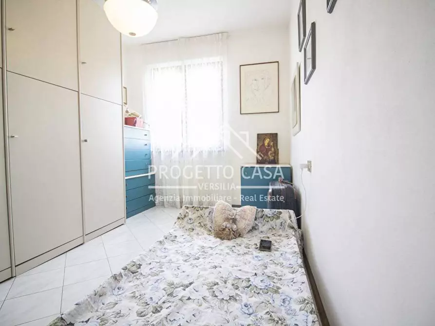 Immagine 30 di Appartamento in vendita  in VIA EUCLIDE a Camaiore