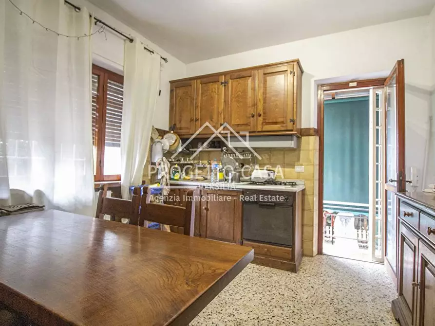 Immagine 12 di Casa indipendente in vendita  in VIA DELLA PACE a Camaiore