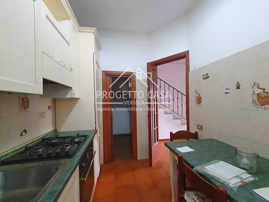 Immagine 21 di Casa indipendente in vendita  in VIA SAN MARTINO a Viareggio