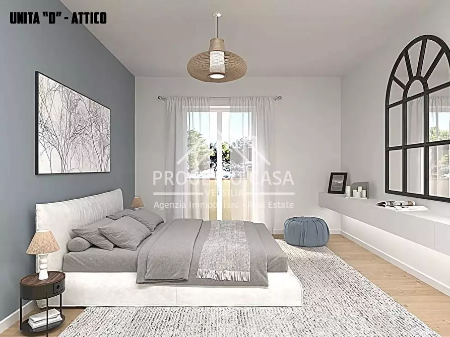 Immagine 4 di Appartamento in vendita  in VIA VITTORIO VENETO a Camaiore