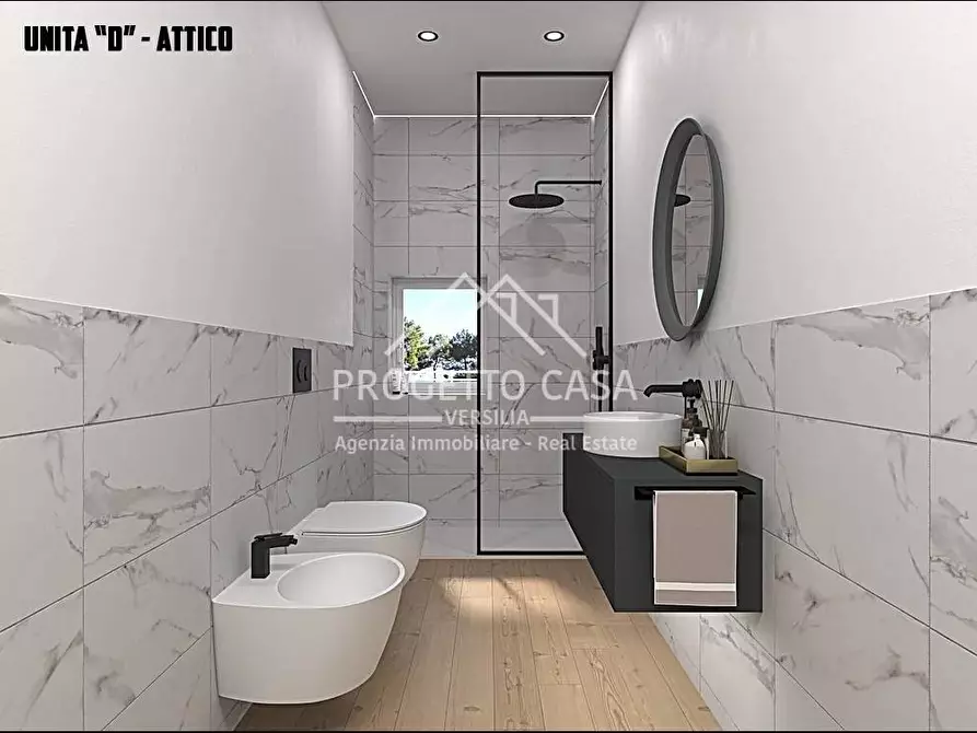 Immagine 6 di Appartamento in vendita  in VIA VITTORIO VENETO a Camaiore