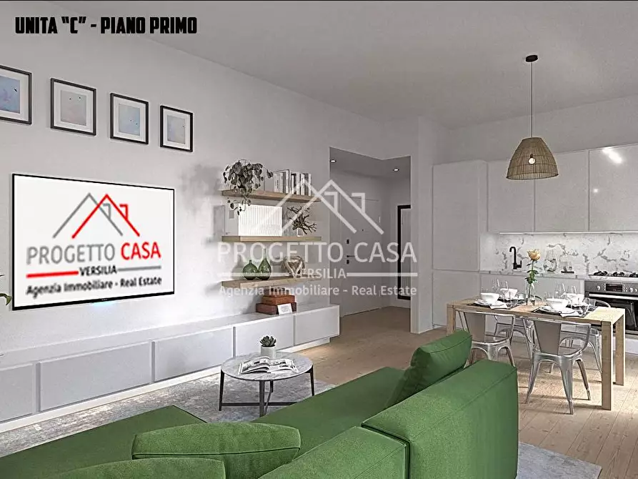 Immagine 2 di Appartamento in vendita  in VIA VITTORIO VENETO a Camaiore