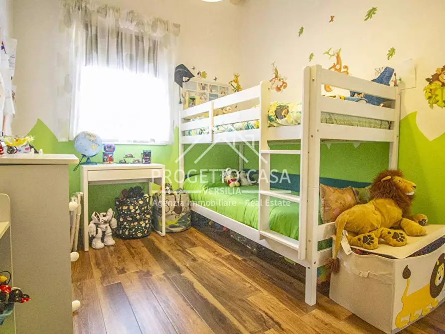 Immagine 21 di Casa indipendente in vendita  in VIA MANDONI TORRE DEL LAGO a Viareggio