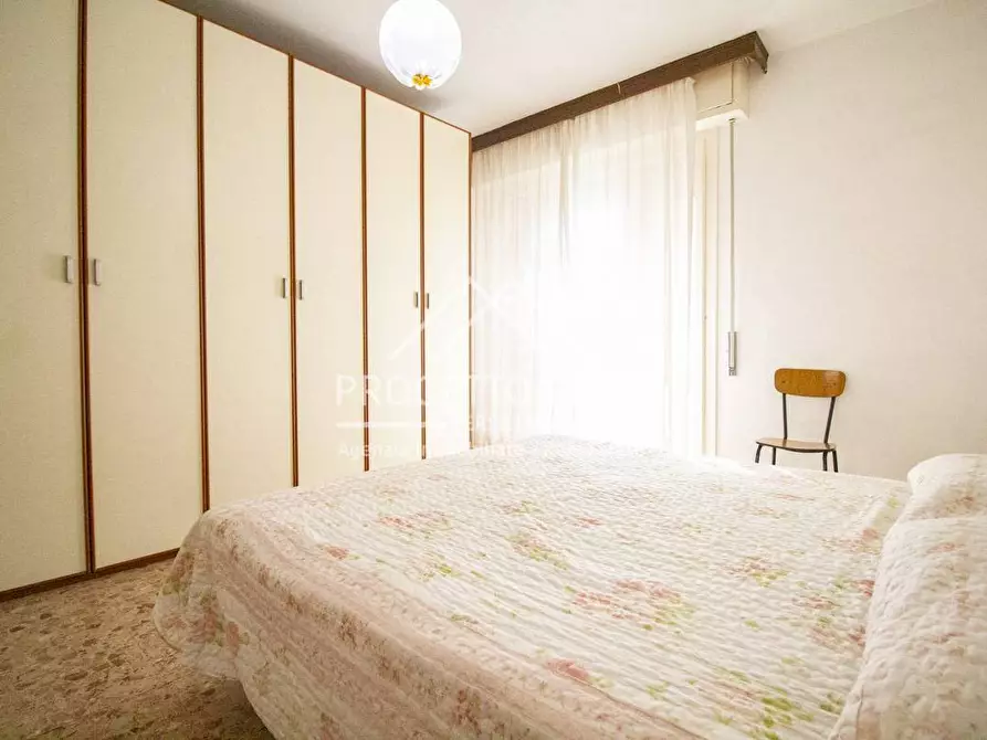 Immagine 21 di Appartamento in vendita  in via santa caterina a Camaiore