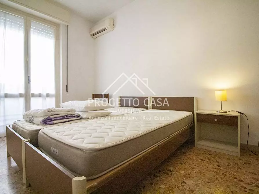 Immagine 29 di Appartamento in vendita  in via santa caterina a Camaiore