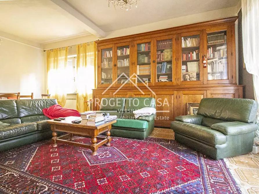 Immagine 4 di Casa indipendente in vendita  in VIA DE AMBRIS a Viareggio