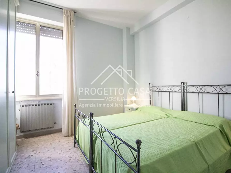 Immagine 30 di Appartamento in vendita  in VIA GIACOMO LEOPARDI LIDO DI CAMAIORE a Camaiore