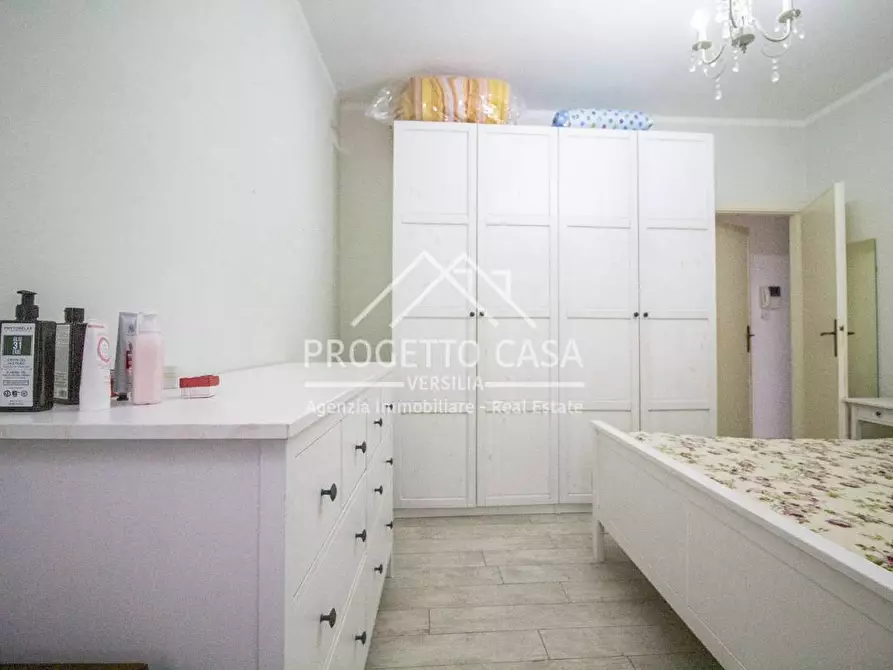 Immagine 19 di Casa indipendente in vendita  in VIA  CURTADONE a Pietrasanta