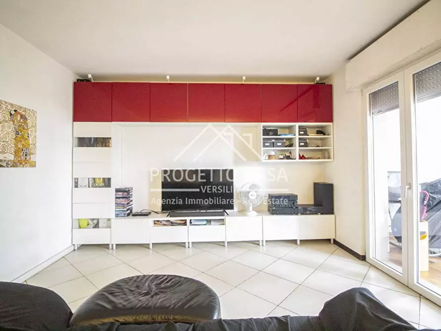 Immagine 5 di Casa indipendente in vendita  in VIA SONNINO a Viareggio