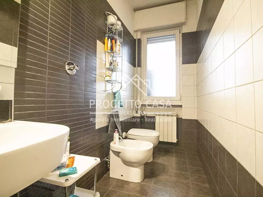 Immagine 15 di Casa indipendente in vendita  in VIA SONNINO a Viareggio