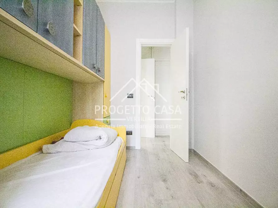 Immagine 20 di Appartamento in vendita  in via piave a Viareggio