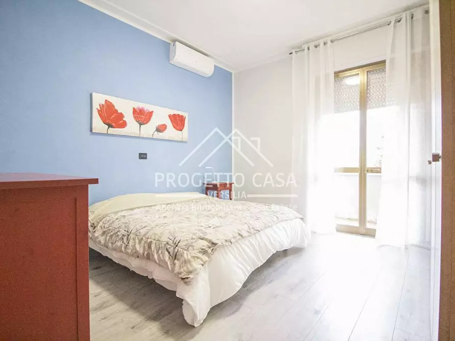 Immagine 22 di Appartamento in vendita  in via piave a Viareggio