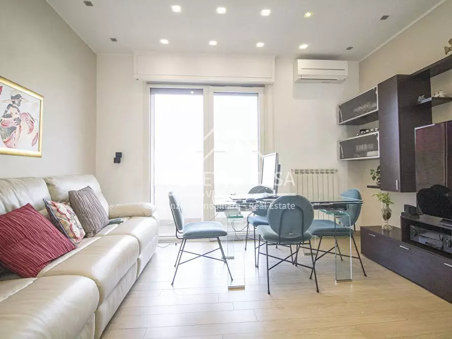 Immagine 2 di Appartamento in vendita  in VIA VERDI TORRE DEL LAGO a Viareggio