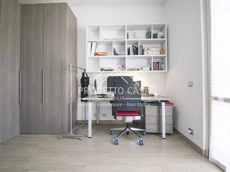 Immagine 20 di Appartamento in vendita  in VIA VERDI TORRE DEL LAGO a Viareggio