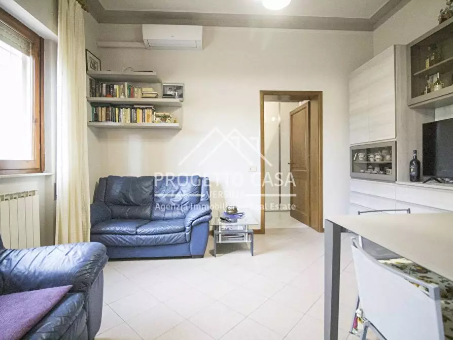 Immagine 3 di Appartamento in vendita  in VIA galileo galilei a Viareggio