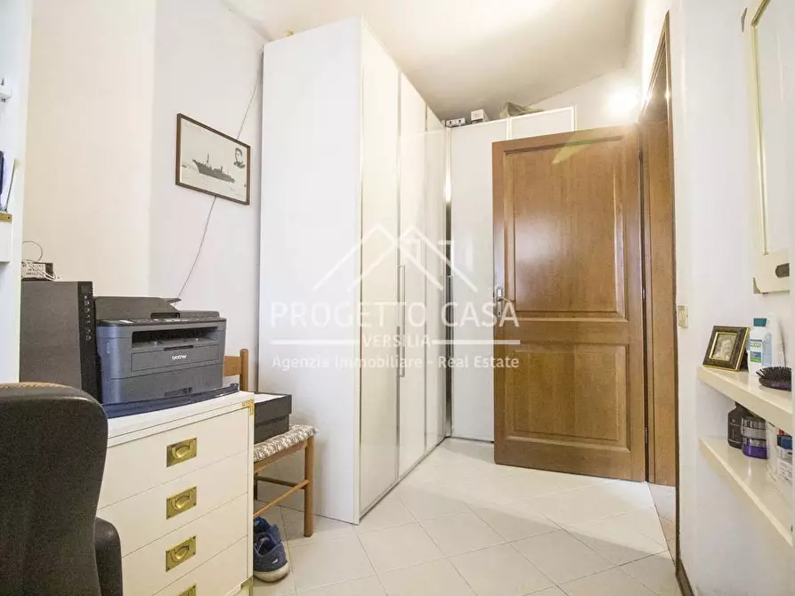 Immagine 13 di Appartamento in vendita  in VIA galileo galilei a Viareggio